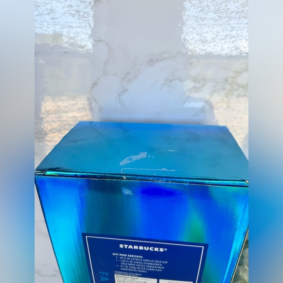 New STARBUCKS red and green 16 oz. Acrylic cold beverage cup with straw. - Picture 4 of 6